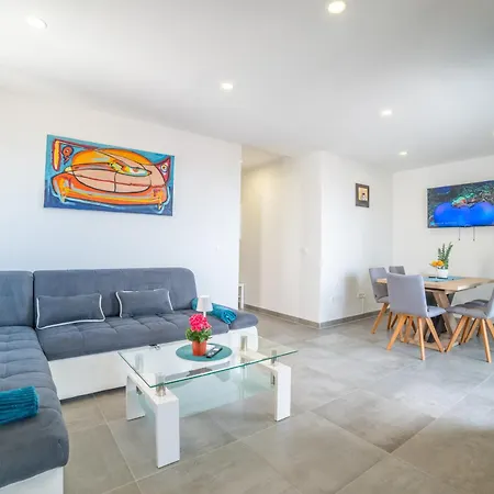 Blue Lagoon Sea View *