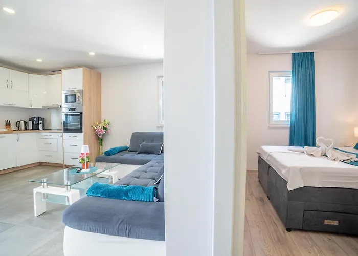 Blue Lagoon Sea View Lejlighed